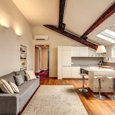 Luxurious Apartment In Milan Exterior photo
